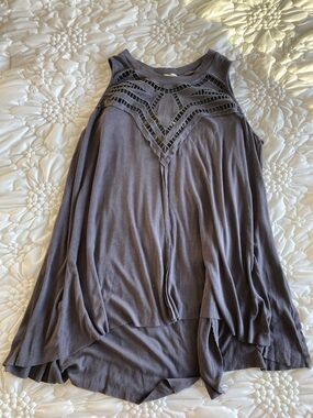 Anthropologie POL Women’s Sleeveless Crochet Yoke Tank Top in Gray purple